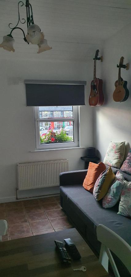 The Speak Easy Cottage Multyfarnham -Two Bedroom Luaran gambar